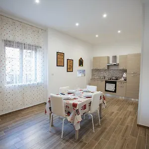 Marta House Apartamento Nápoles